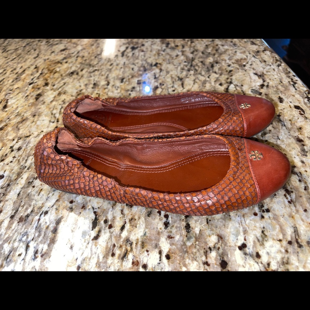 Tory Burch York Brown Leather Python Scale Cap To… - image 3